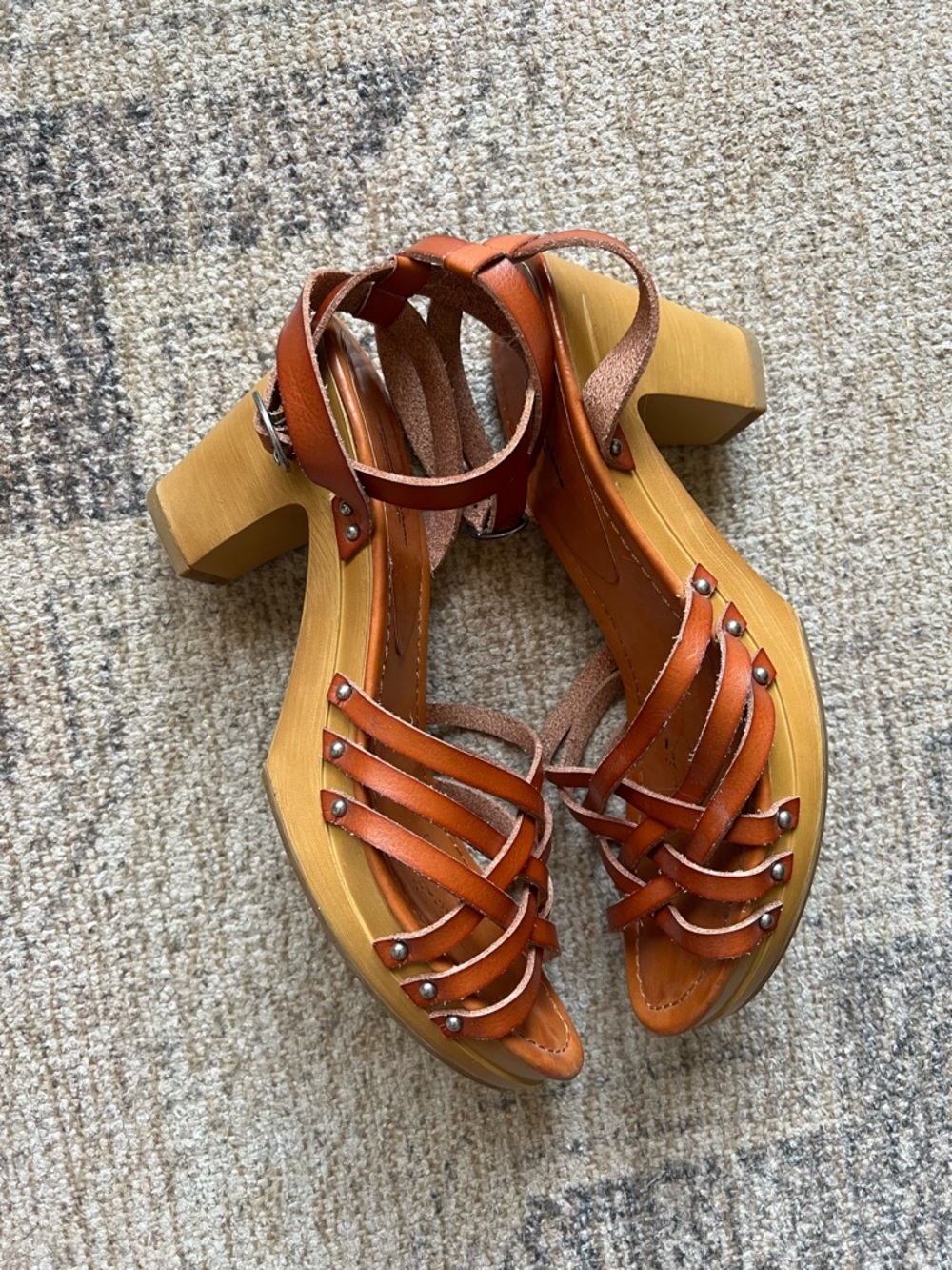 American Eagle Outfitters Women's Brown Strappy Leather Sandal Heels sz 9 - Picture 2 of 8